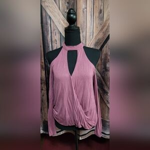 Active USA Women's Keyhole Cold Shoulder Top